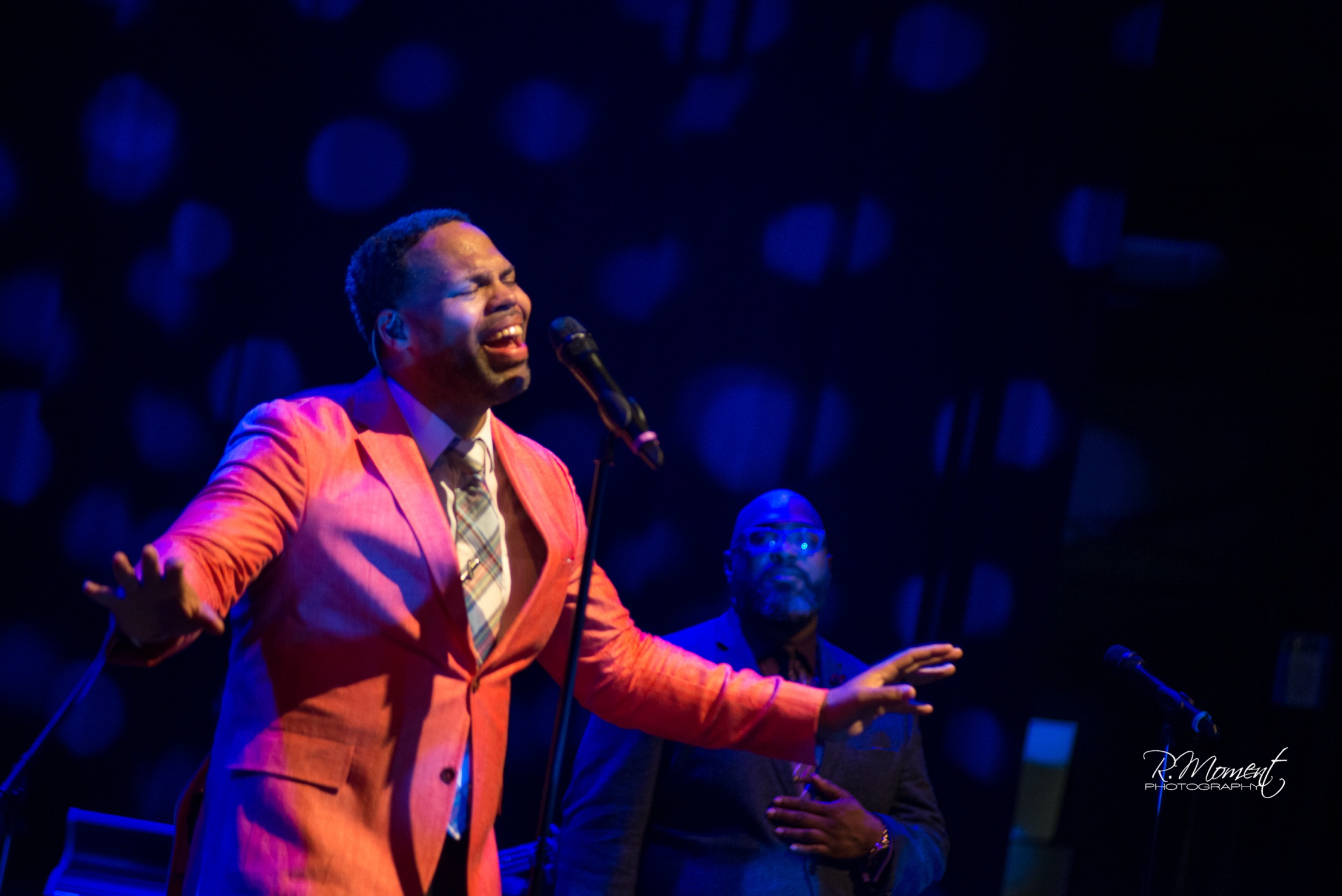 photo 3 Eric Roberson