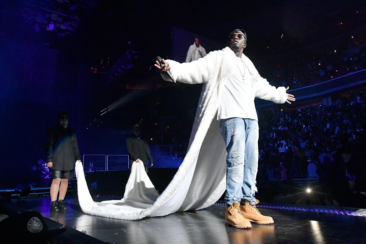 Puff Daddy And Bad Boy Family Reunion Tour At Verizon Center In Washington DC