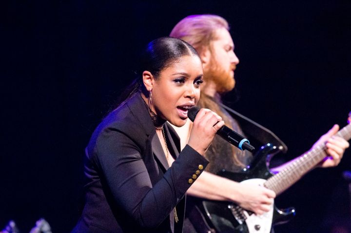 Raheem DeVaughn & Friends Charity Holiday Concert