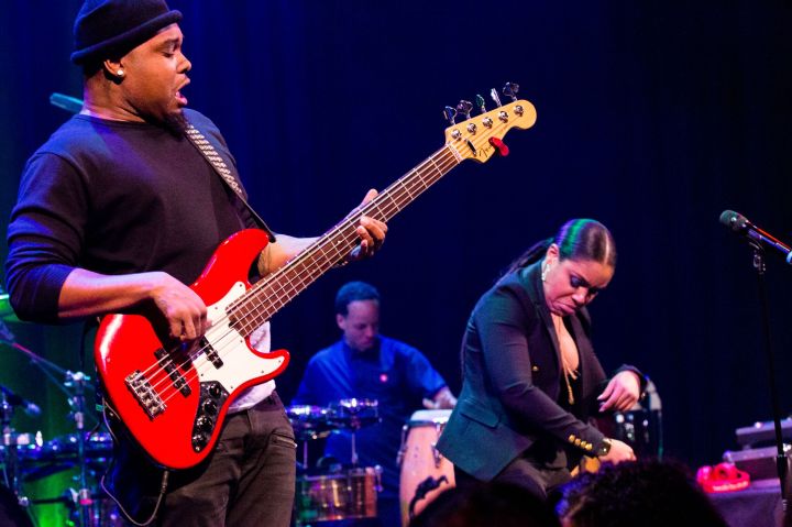 Raheem DeVaughn & Friends Charity Holiday Concert