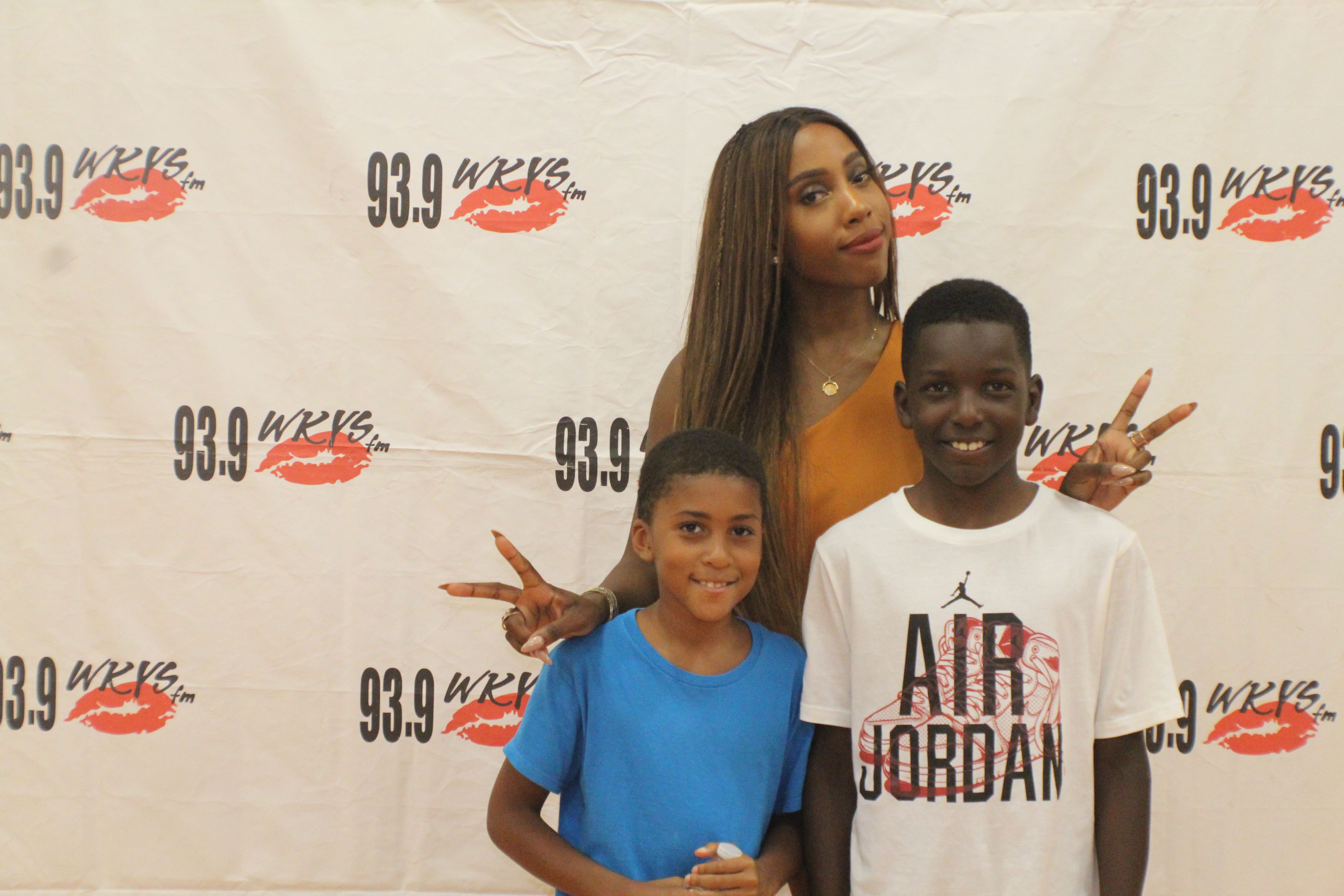 #KYSBlockParty Sevyn Meet & Greet