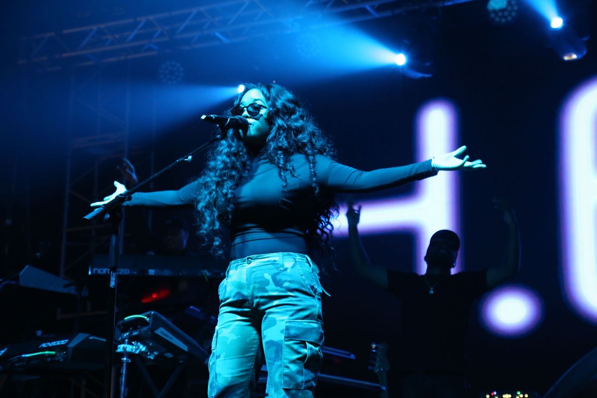 H.E.R. At KYS Fest