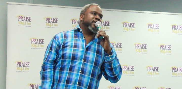 Gospel Star Troy Sneed Dies at 52 Due to COVID-19